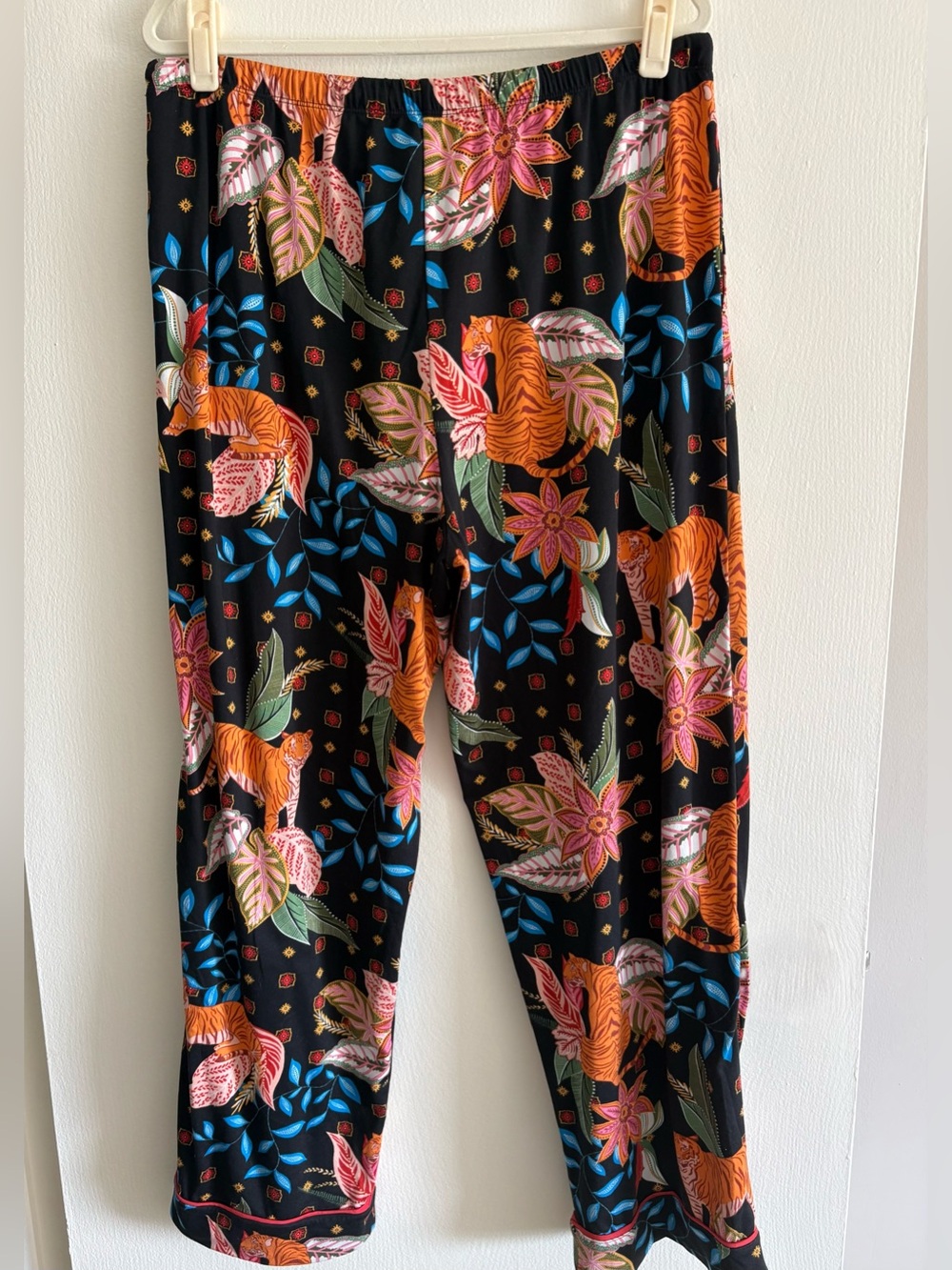 Room Service Pajama Pants Womens XXL Black Tropical Tiger Floral Print Lounge - Picture 4 of 7